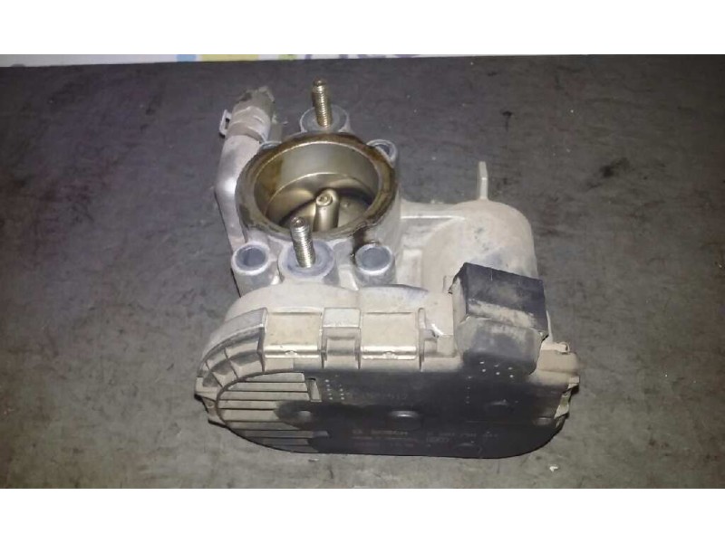 Recambio de caja mariposa para opel corsa c club referencia OEM IAM 0280750044  