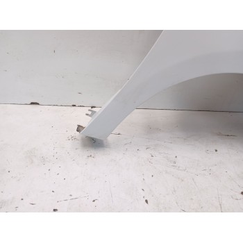 Recambio de aleta delantera derecha para dacia logan ii 1.2 referencia OEM IAM 631000142R  