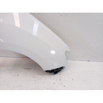 Recambio de aleta delantera derecha para dacia logan ii 1.2 referencia OEM IAM 631000142R  