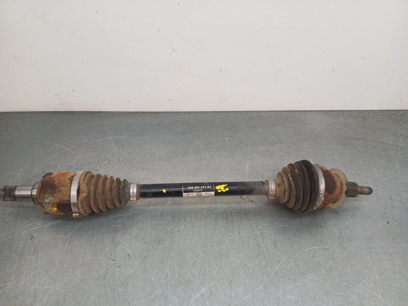 Recambio de transmision delantera izquierda para seat ibiza v (kj1, kjg) 1.0 mpi referencia OEM IAM 2q0407281bj  