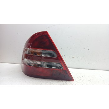 Recambio de piloto trasero izquierdo para mercedes-benz clase c (w203) c 270 cdi (203.016) referencia OEM IAM 084401917l  