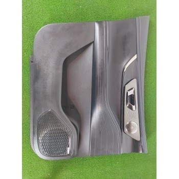 GUARNECIDO PUERTA DELANTERA IZQUIERDA 