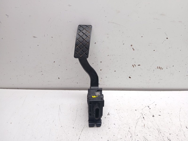 Recambio de potenciometro pedal para seat arona (kj7, kjp) 1.0 tsi referencia OEM IAM 2q1723503  