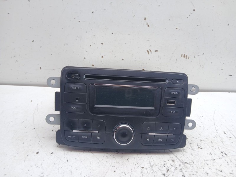 Recambio de sistema audio / radio cd para dacia logan ii 1.2 referencia OEM IAM 281156534r  