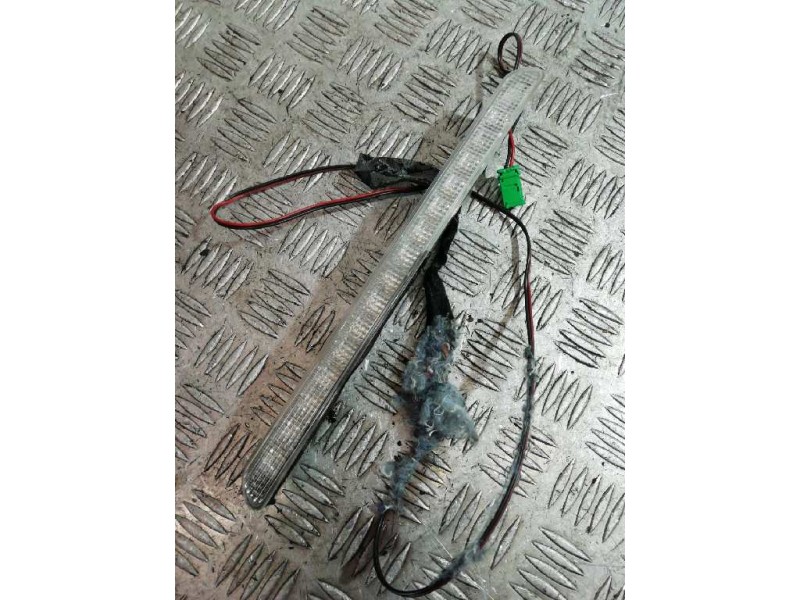 Recambio de luz central de freno para peugeot 508 active referencia OEM IAM   