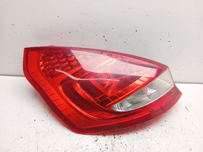 Recambio de piloto trasero izquierdo para ford fiesta vi (cb1, ccn) 1.4 tdci referencia OEM IAM 1709553 8a6113405a 