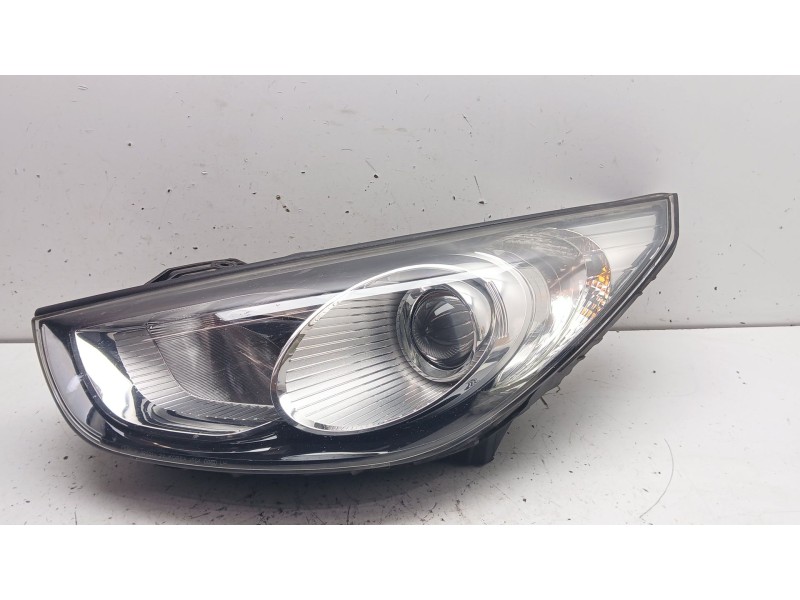Recambio de faro izquierdo para hyundai ix35 (lm, el, elh) 2.0 crdi referencia OEM IAM 921012Y000  