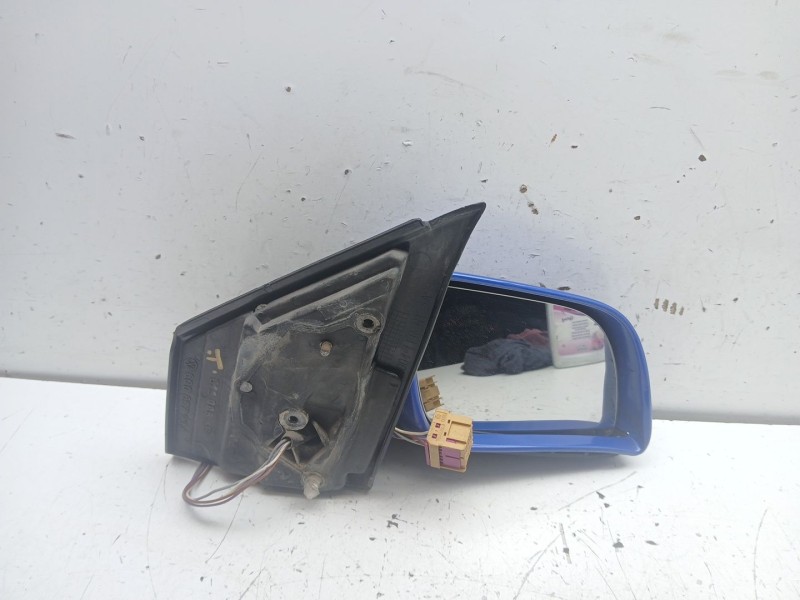 Recambio de retrovisor derecho para volkswagen polo iv (9n_, 9a_) 1.9 tdi referencia OEM IAM 6q0857934  