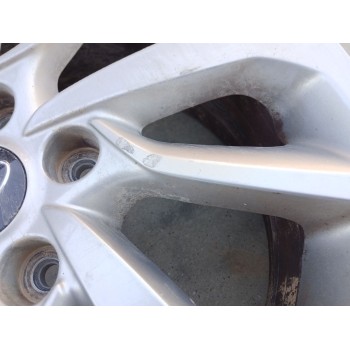 Recambio de llanta para hyundai tucson 25 aniversario 4x2 referencia OEM IAM 52910 D7210  17 PULGADAS