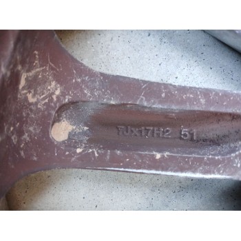 Recambio de llanta para hyundai tucson 25 aniversario 4x2 referencia OEM IAM 52910 D7210  17 PULGADAS