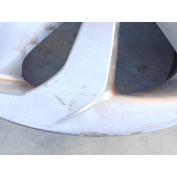 Recambio de llanta para hyundai tucson 25 aniversario 4x2 referencia OEM IAM 52910 D7210  17 PULGADAS
