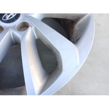 Recambio de llanta para hyundai tucson 25 aniversario 4x2 referencia OEM IAM 52910 D7210  17 PULGADAS