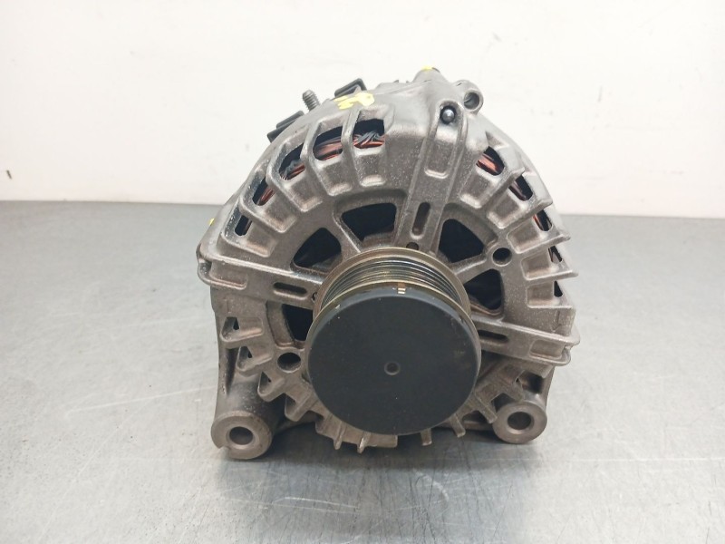Recambio de alternador para bmw 3 (e90) 318 d referencia OEM IAM 12317802619 7802619ao02 c640820r