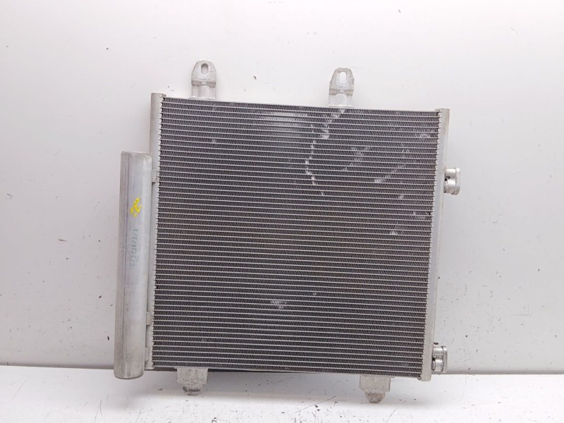 Recambio de condensador / radiador aire acondicionado para peugeot 108 1.2 referencia OEM IAM 88450yv020 b000995480 