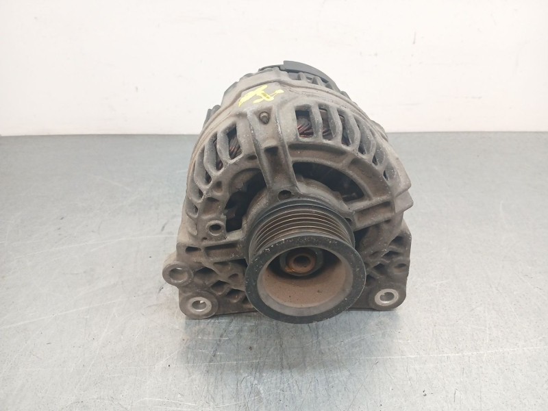 Recambio de alternador para volkswagen golf iv (1j1) 1.6 referencia OEM IAM 028903018AV / 028903018X 028903028d 