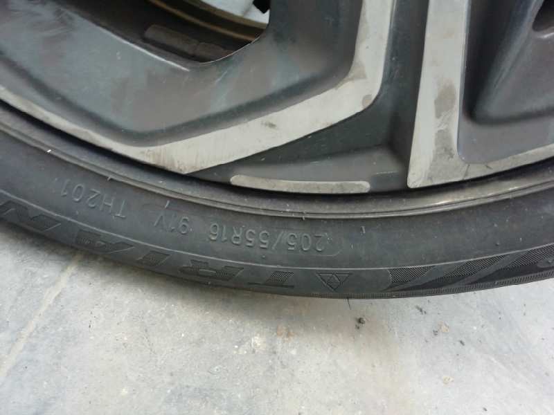Recambio de llanta para hyundai i30 cw (pd) family referencia OEM IAM 52910-64600 X1 16