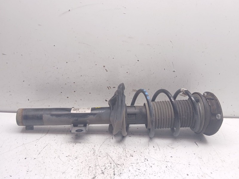 Recambio de amortiguador delantero derecho para seat arona (kj7, kjp) 1.0 tsi referencia OEM IAM 2Q0413031DP  