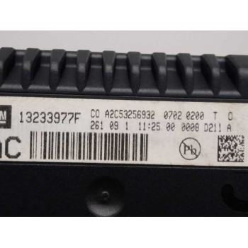 Recambio de display para opel insignia berlina cosmo referencia OEM IAM 13233977F A2C53256932 