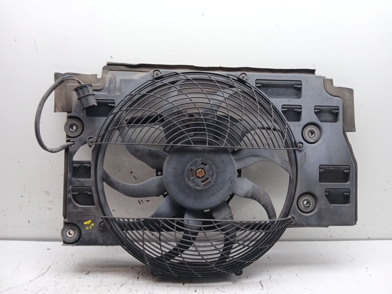 Recambio de electroventilador para bmw 5 touring (e39) 525 d referencia OEM IAM 64546921397 6921324 64546921396