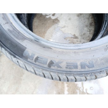 Recambio de neumatico para peugeot 108 1.2 referencia OEM IAM 165-60-15 77h X2 NEXEN 2024