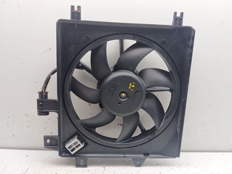 Recambio de electroventilador para peugeot 108 1.2 referencia OEM IAM m160792 m160893 