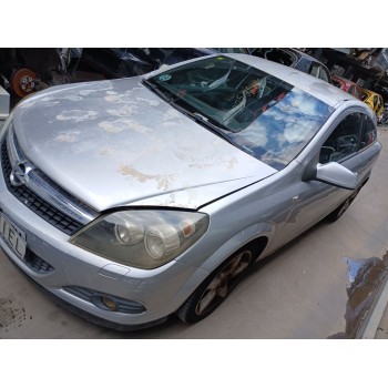 opel astra h gtc (a04) del año 2007