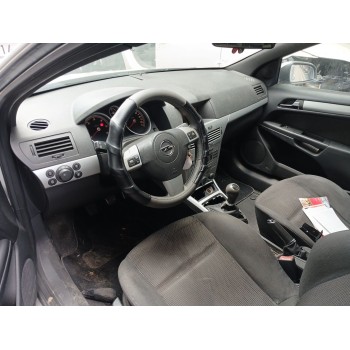 opel astra h gtc (a04) del año 2007