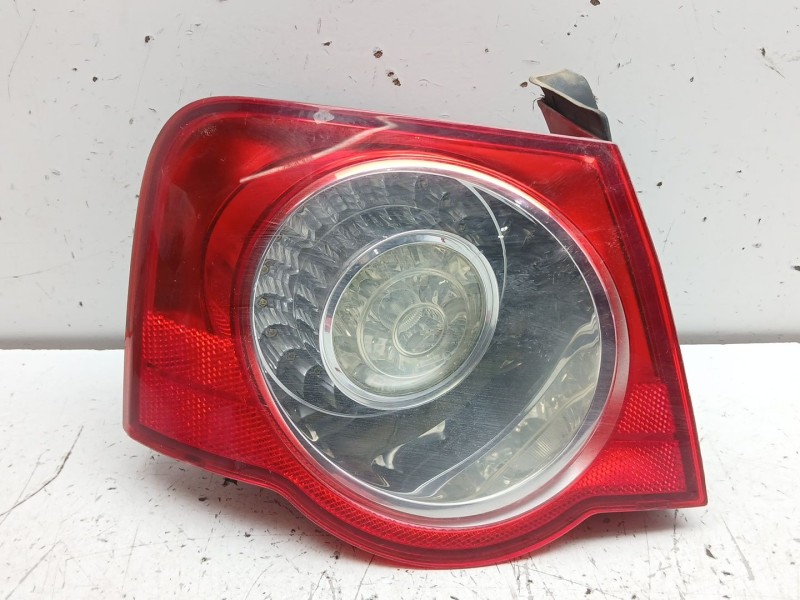 Recambio de piloto trasero izquierdo para volkswagen passat b6 (3c2) 2.0 tdi 16v referencia OEM IAM 3c5945095h  