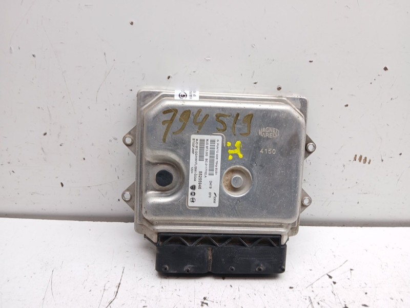 Recambio de centralita motor uce para fiat punto (199_) 1.3 d multijet referencia OEM IAM 55255946  