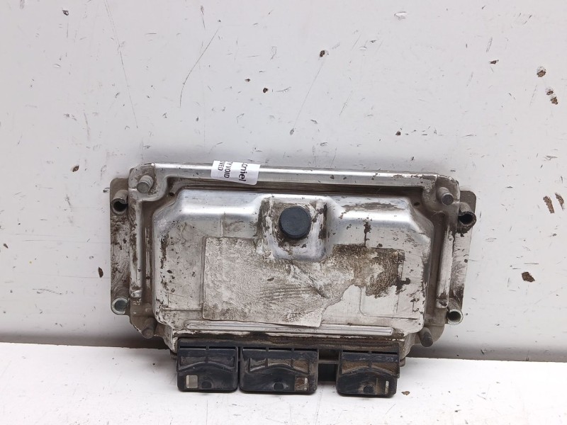 Recambio de centralita motor uce para peugeot 206 hatchback (2a/c) 1.6 16v referencia OEM IAM 9650347980 0261207477 