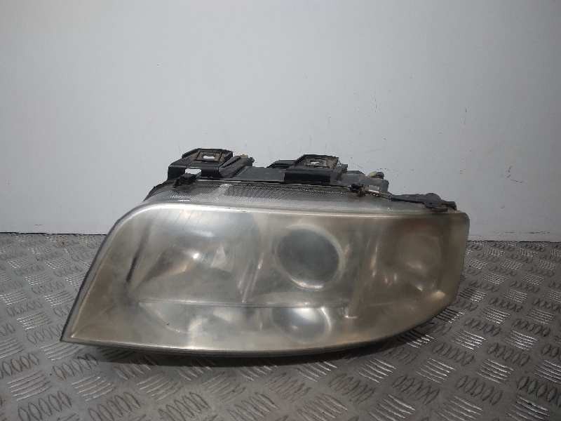 Recambio de faro izquierdo para audi a6 berlina (4b2) 2.5 tdi referencia OEM IAM  PARA PULIR 
