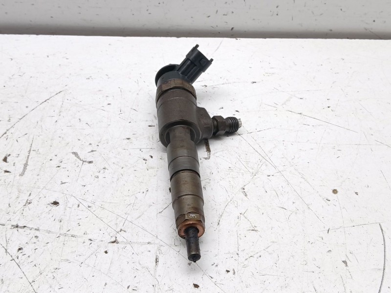 Recambio de inyector para ford fiesta (cb1) 1.6 tdci cat referencia OEM IAM 0445110340  