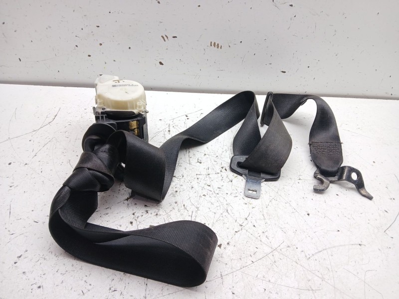 Recambio de cinturon seguridad delantero derecho para bmw serie 3 berlina (e90) 330d referencia OEM IAM 33059849  