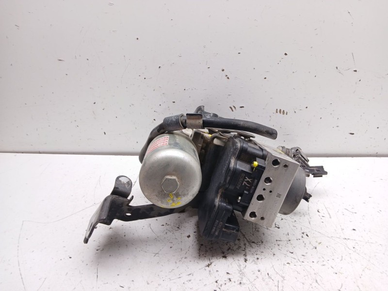 Recambio de abs para toyota corolla touring sports (e21) hybrid active referencia OEM IAM 4451012600  