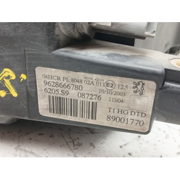 Recambio de faro derecho para peugeot 206 hatchback (2a/c) 1.6 16v referencia OEM IAM 6205S9 9628666780 89001770