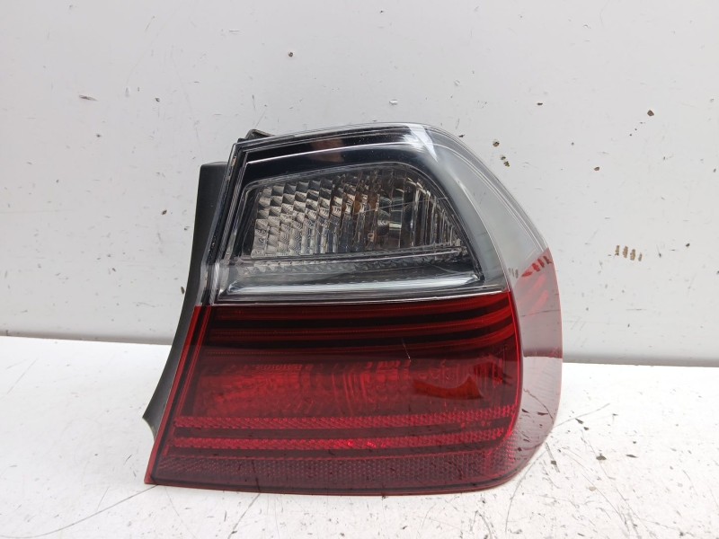 Recambio de piloto trasero derecho para bmw 3 (e90) 320 d referencia OEM IAM 63210406880  