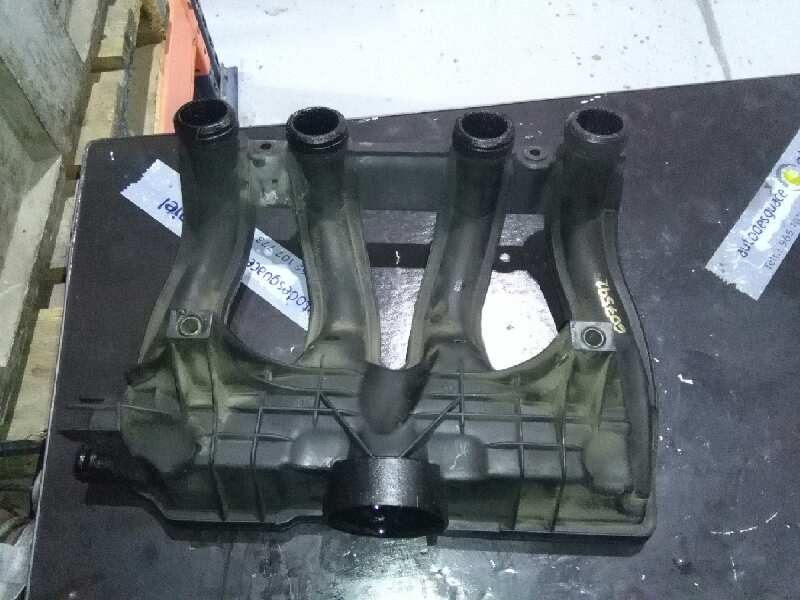 Recambio de colector admision para peugeot 206 berlina 1.9 diesel referencia OEM IAM 9632251780  