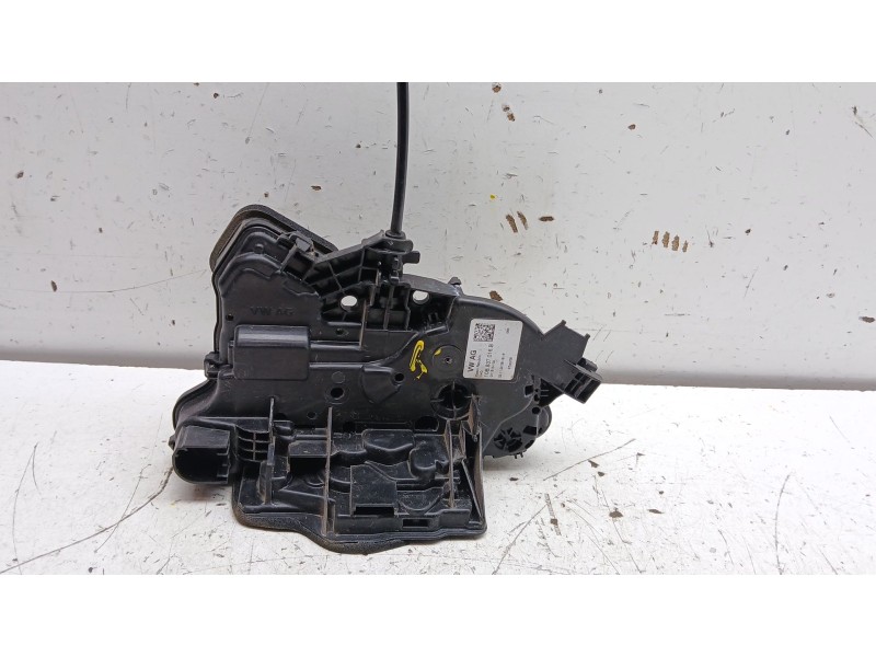 Recambio de cerradura puerta delantera derecha para seat arona (kj7, kjp) 1.0 tsi referencia OEM IAM 5TB837016D 10b837016b 