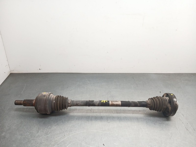 Recambio de transmision trasera izquierda para volkswagen touareg (7la) v6 referencia OEM IAM 7l0501201  