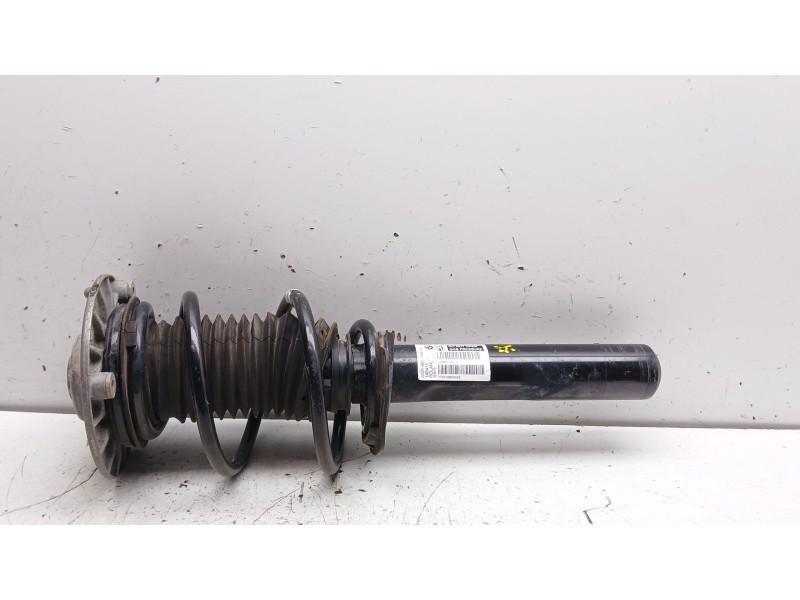 Recambio de amortiguador delantero derecho para mini mini descapotable (f57) cooper referencia OEM IAM 31316862446  
