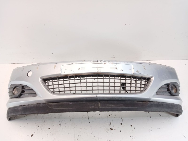 Recambio de paragolpes delantero para opel astra h gtc (a04) 1.7 cdti (l08) referencia OEM IAM 13161055  