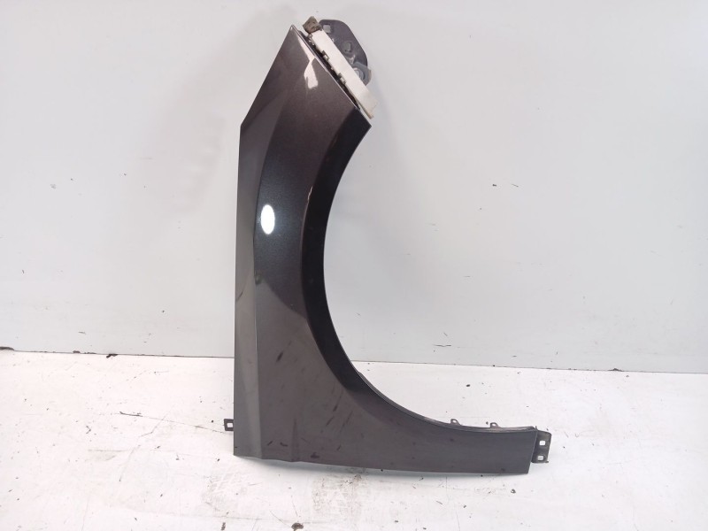 Recambio de aleta delantera derecha para ford focus iii 1.0 ecoboost referencia OEM IAM   
