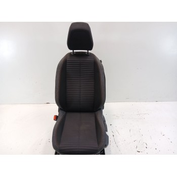 ASIENTO DELANTERO IZQUIERDO 