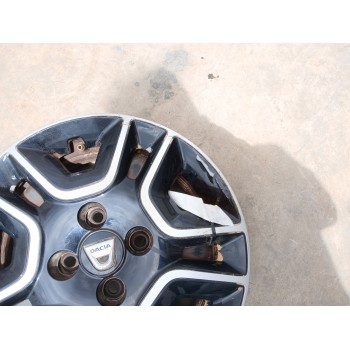 Recambio de llanta para dacia spring ev (b6m1) referencia OEM IAM 403008414R x1 CON TAPACUBOS 14 pulgadas