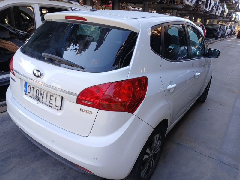 KIA VENGA (YN)