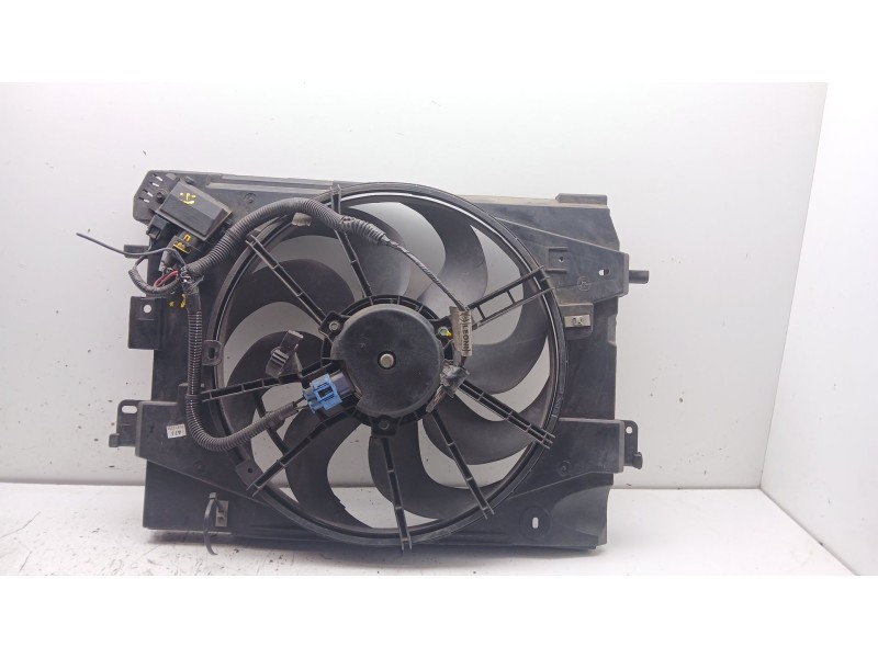 Recambio de electroventilador para dacia logan ii 1.2 referencia OEM IAM 214753776R 214818664r 214818009r