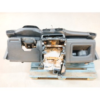 Recambio de salpicadero para peugeot rifter 1.5 bluehdi 100 referencia OEM IAM 16841899ZD  