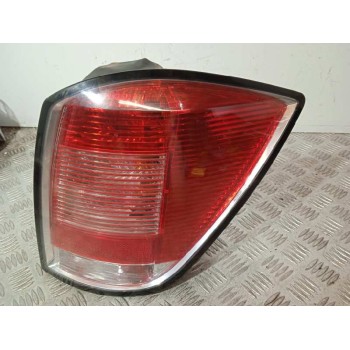 Recambio de piloto trasero derecho para opel astra h caravan innovation referencia OEM IAM 13223674 RAYADO 