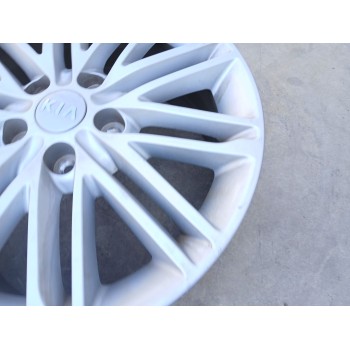 Recambio de llanta trasera derecha para kia carens iv 1.6 gdi referencia OEM IAM 52910A4750 X1 17 pulgadas