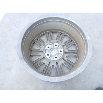 Recambio de llanta trasera derecha para kia carens iv 1.6 gdi referencia OEM IAM 52910A4750 X1 17 pulgadas